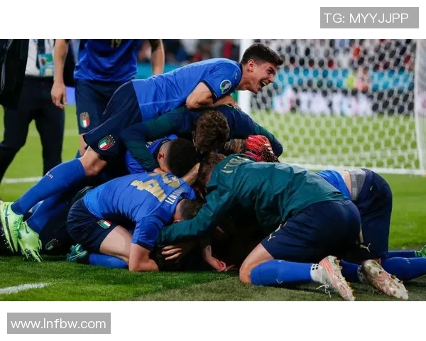 武汉网球队在欧锦赛积分榜上以54分稳居第一名展现强劲实力 武汉网球队在欧锦赛积分榜上以54分稳居第一名展现强劲实力